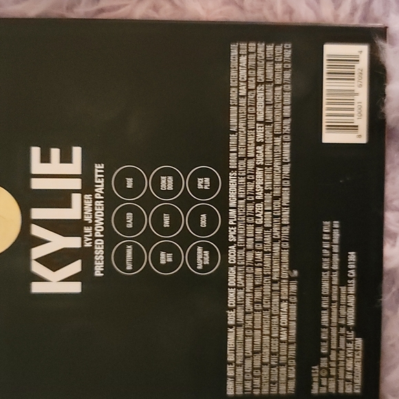 BRAND NEW Kylie Jenner palette - Picture 4 of 5